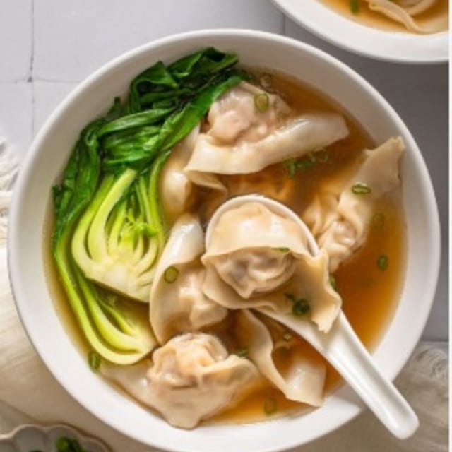 Full Crispy Wonton Soup.