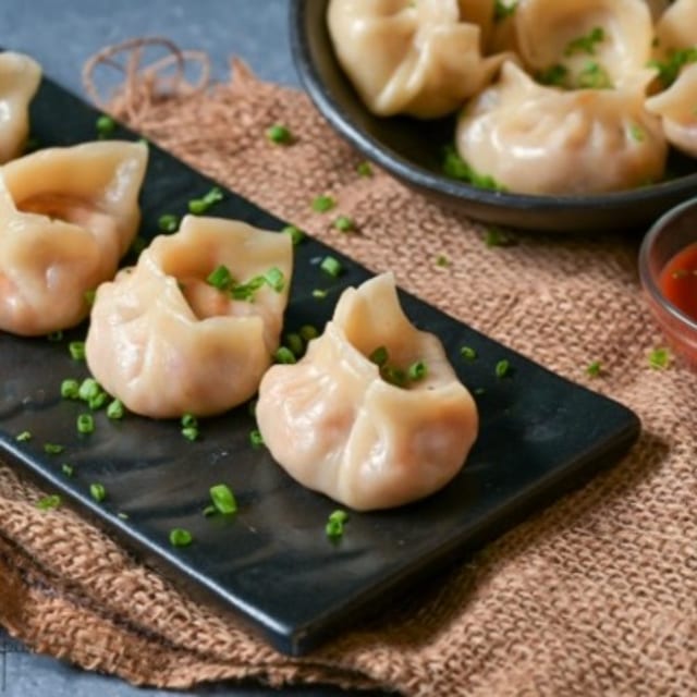 Paneer Tossed Chili Momo.
