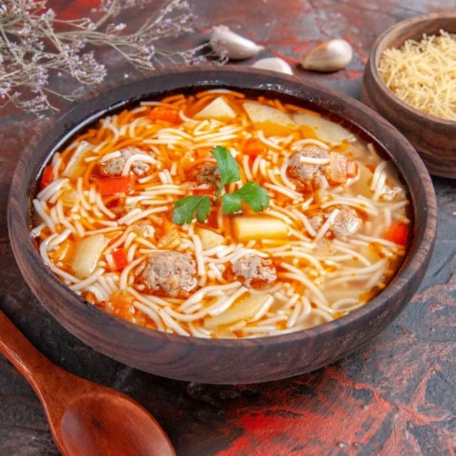 Schezwan Noodle Manchurian Gravy.